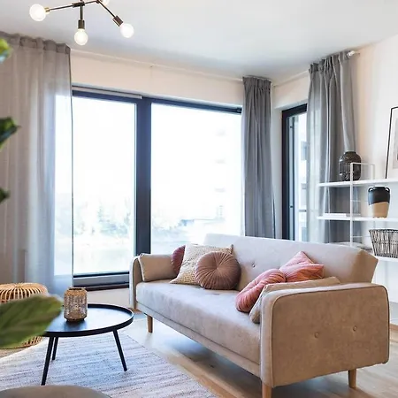 Apartament Marina Island - Modern Riverside With Terrace Praga